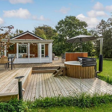 Nice Home In Havndal With Kitchen Eksteriør bilde