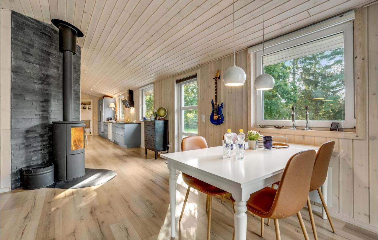 Nice Home In Havndal With Kitchen Eksteriør bilde